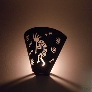 Wall sconce
